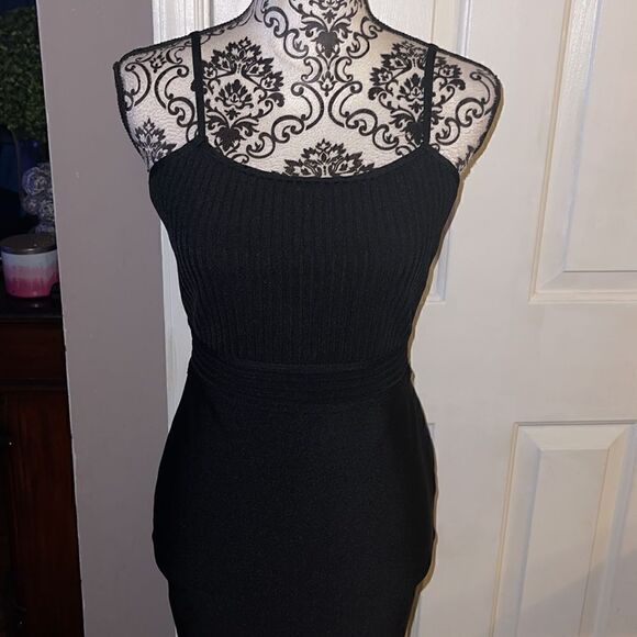 Fashion nova body con dress - Picture 2 of 5